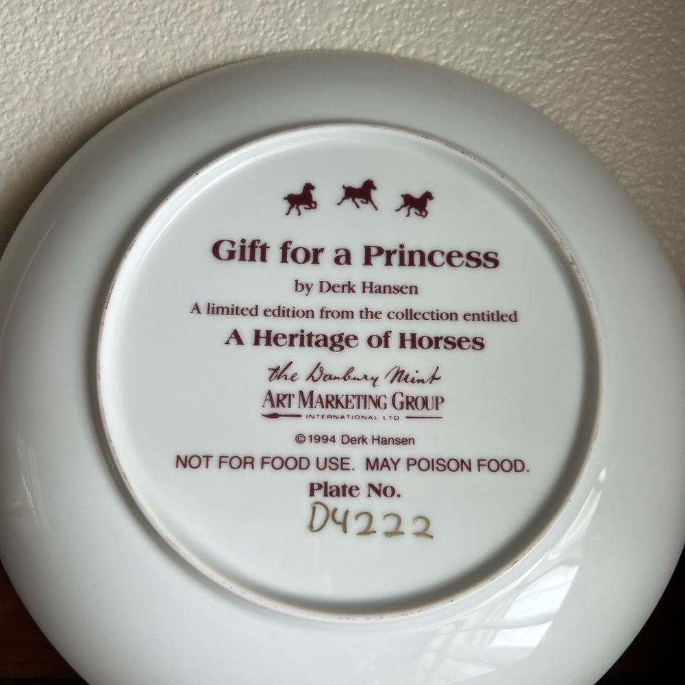Decorative Horse Plate with Native American Design - Picture 2 of 2